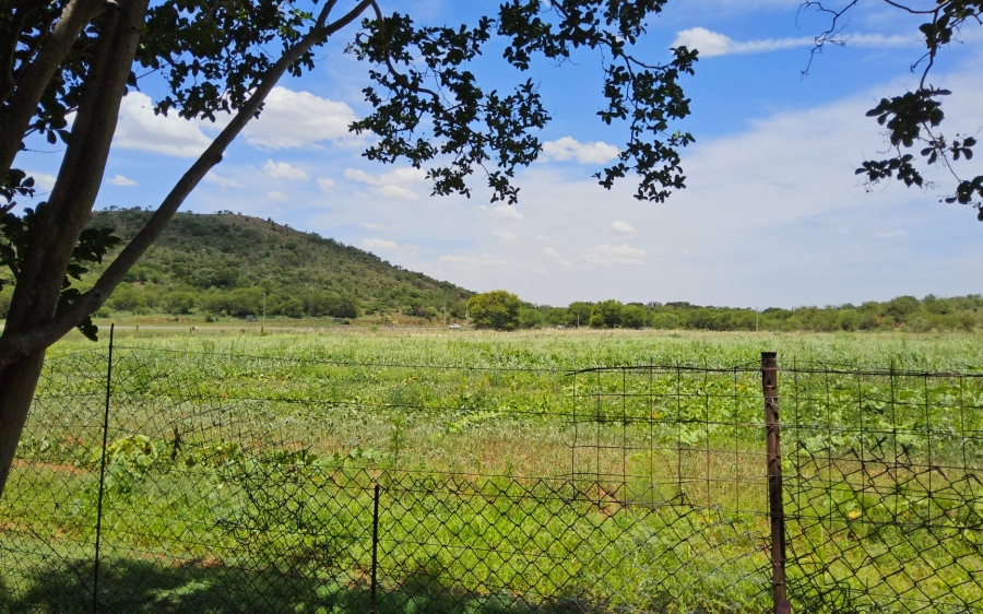 4 Bedroom Property for Sale in Hartbeesfontein North West